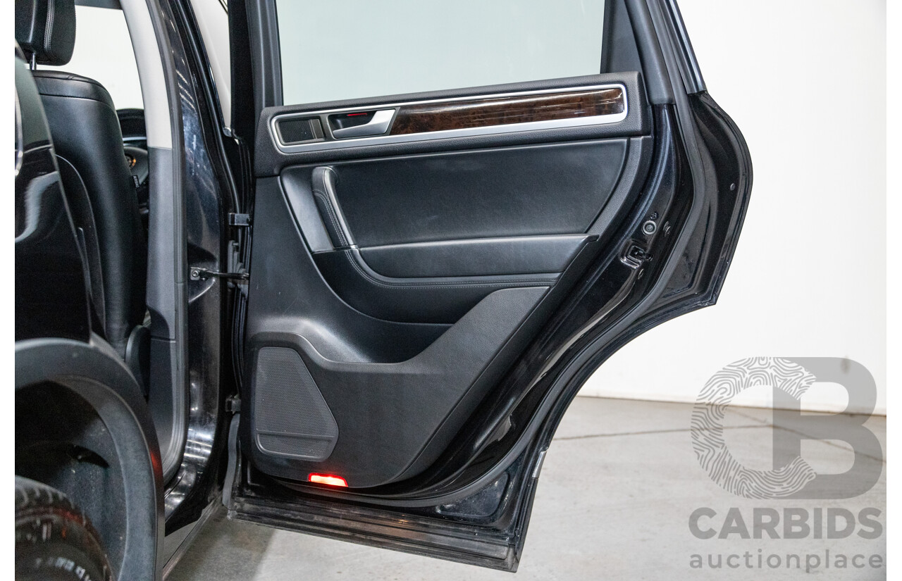 7/2013 Volkswagen Touareg V6 TDI (AWD) 7P MY13.5 4d Wagon Deep Black Pearl Turbo Diesel V6 3.0L