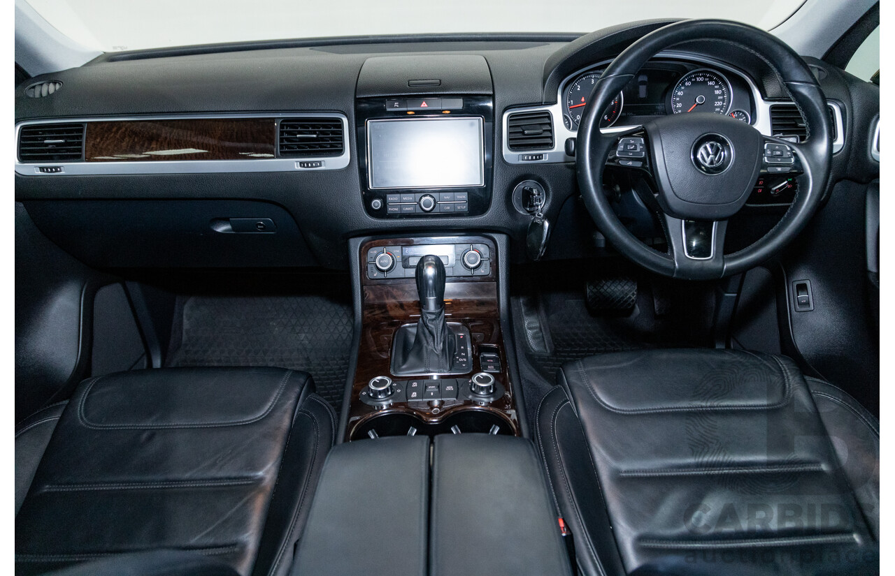 7/2013 Volkswagen Touareg V6 TDI (AWD) 7P MY13.5 4d Wagon Deep Black Pearl Turbo Diesel V6 3.0L