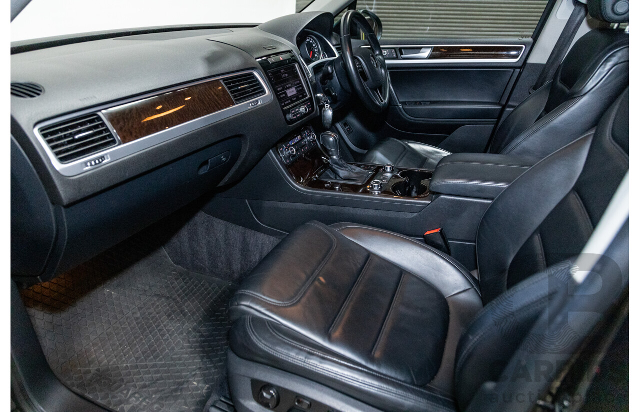 7/2013 Volkswagen Touareg V6 TDI (AWD) 7P MY13.5 4d Wagon Deep Black Pearl Turbo Diesel V6 3.0L