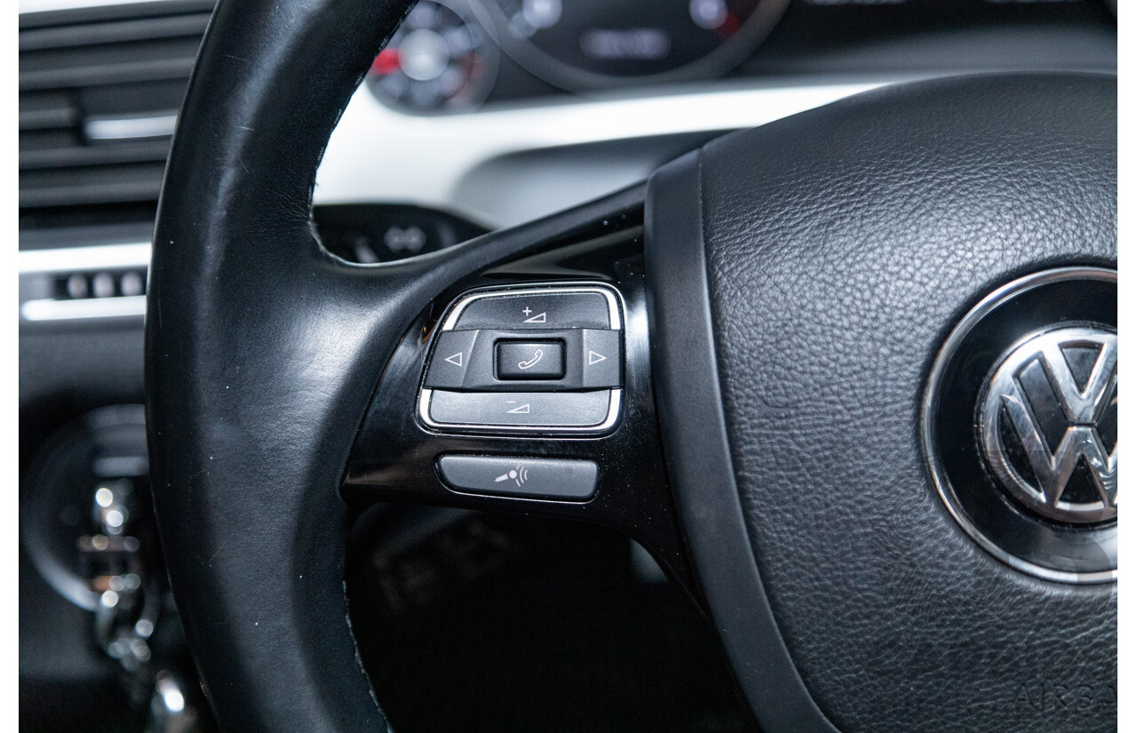 7/2013 Volkswagen Touareg V6 TDI (AWD) 7P MY13.5 4d Wagon Deep Black Pearl Turbo Diesel V6 3.0L