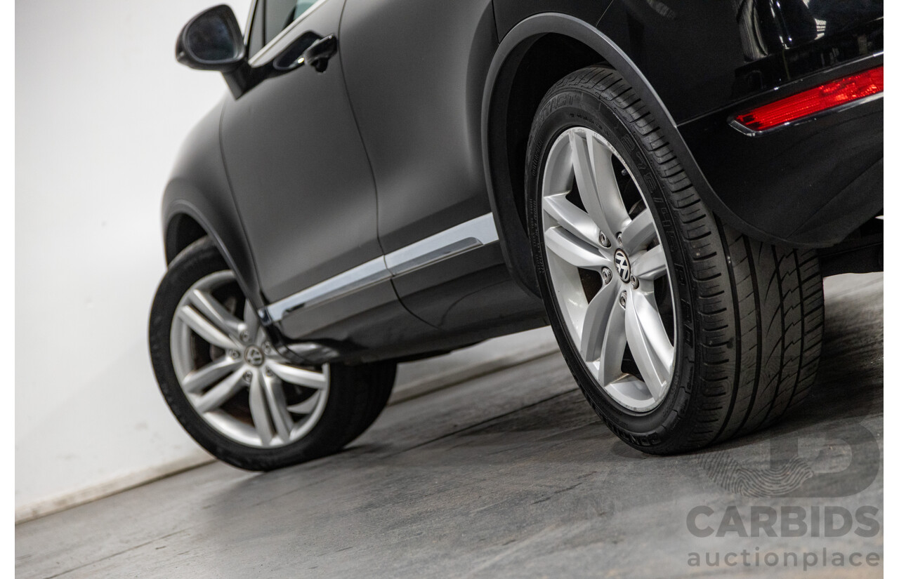 7/2013 Volkswagen Touareg V6 TDI (AWD) 7P MY13.5 4d Wagon Deep Black Pearl Turbo Diesel V6 3.0L