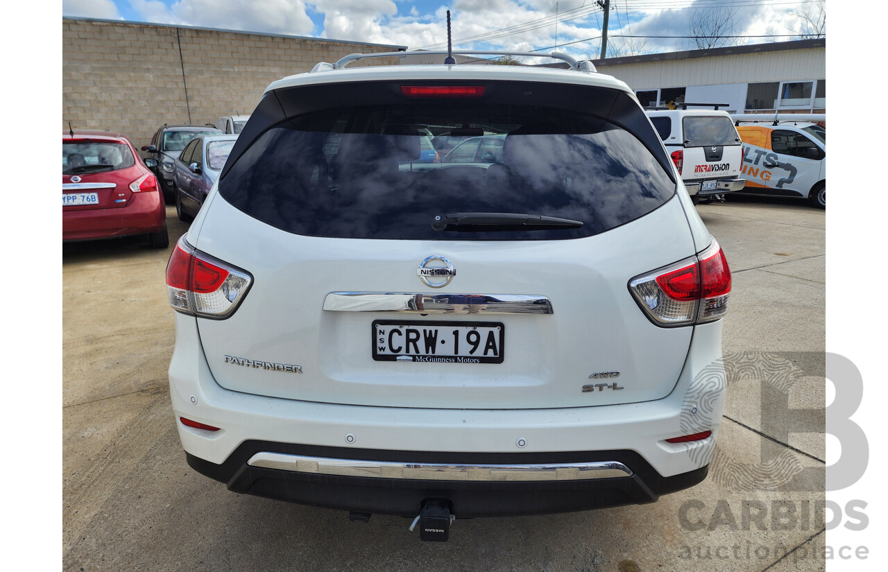 03/2014 Nissan Pathfinder ST-L (4x4) 4WD R52 4D Wagon White 3.5L