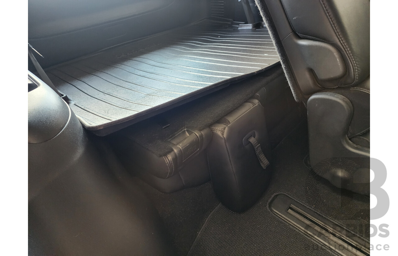 03/2014 Nissan Pathfinder ST-L (4x4) 4WD R52 4D Wagon White 3.5L