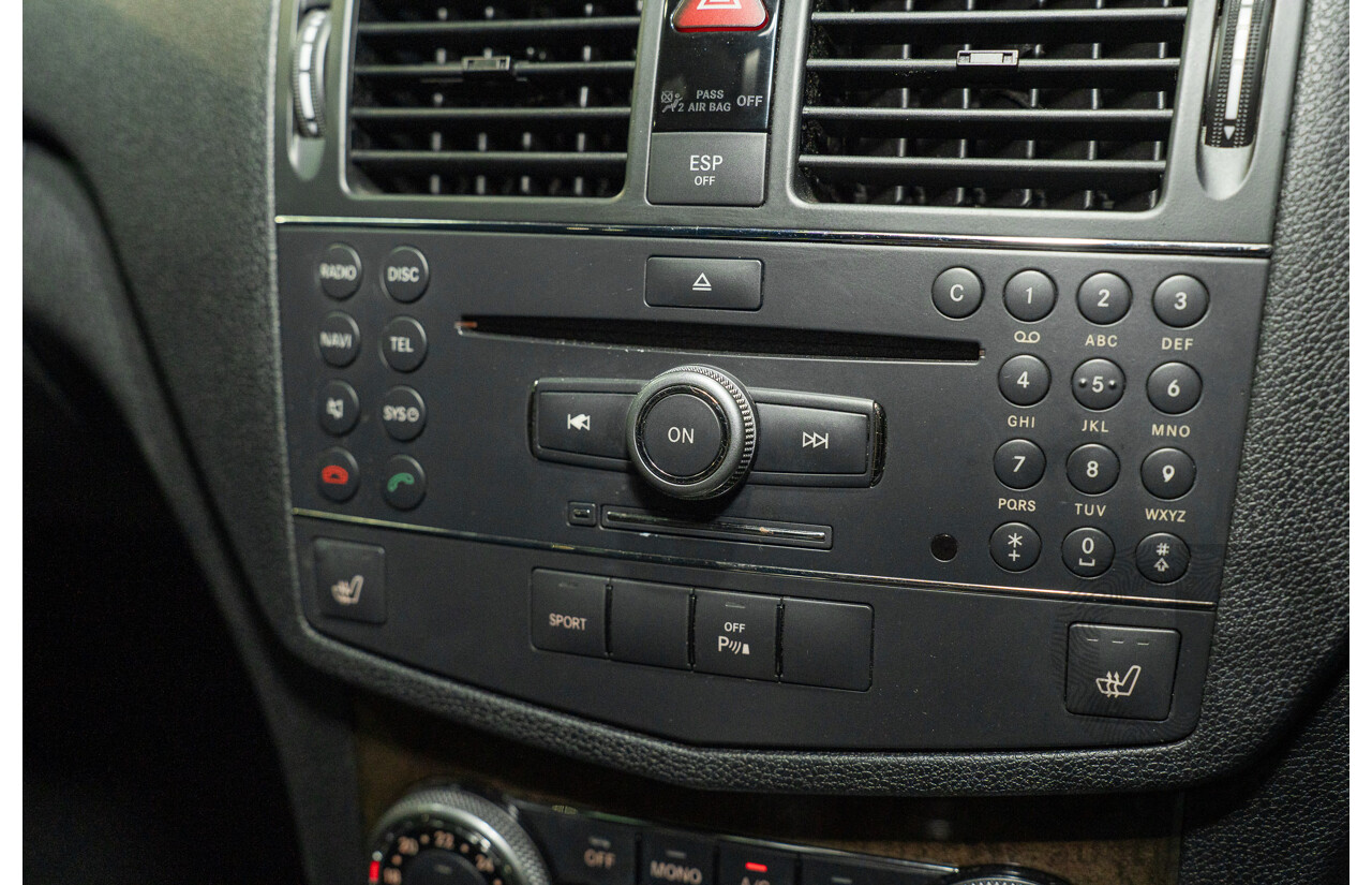 9/2008 Mercedes Benz C280 Avantgarde W204 4d Sedan Iridium Silver V6 3.0L