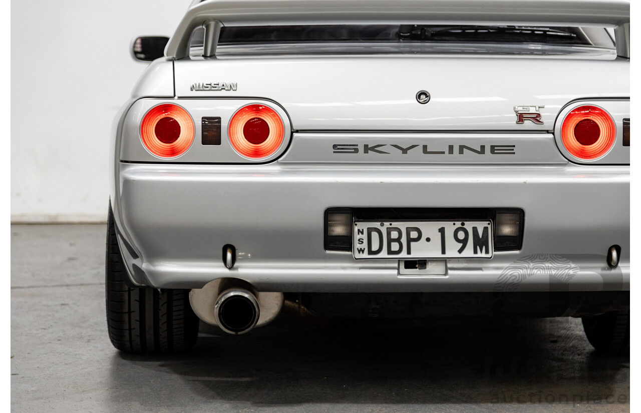3/1993 Nissan Skyline R32 GT-R BNR32 Series 3 2d Coupe KL0 Spark Silver Metallic Twin Turbo 2.6L - 06/2001 Import