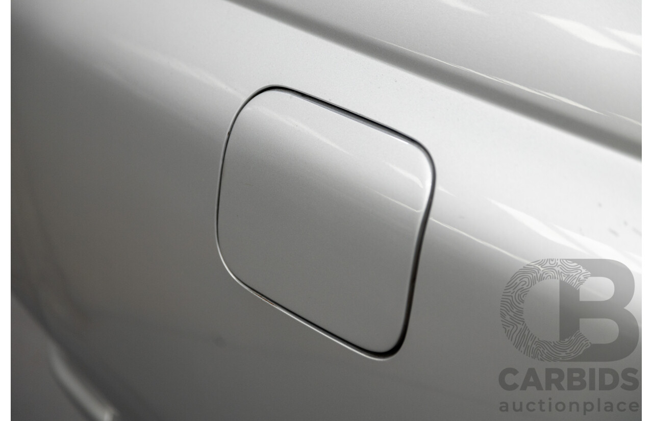 3/1993 Nissan Skyline R32 GT-R BNR32 Series 3 2d Coupe KL0 Spark Silver Metallic Twin Turbo 2.6L - 06/2001 Import