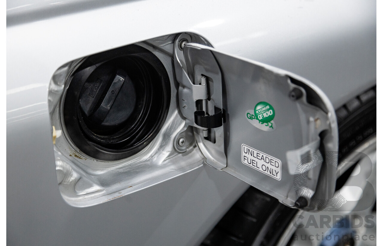 3/1993 Nissan Skyline R32 GT-R BNR32 Series 3 2d Coupe KL0 Spark Silver Metallic Twin Turbo 2.6L - 06/2001 Import