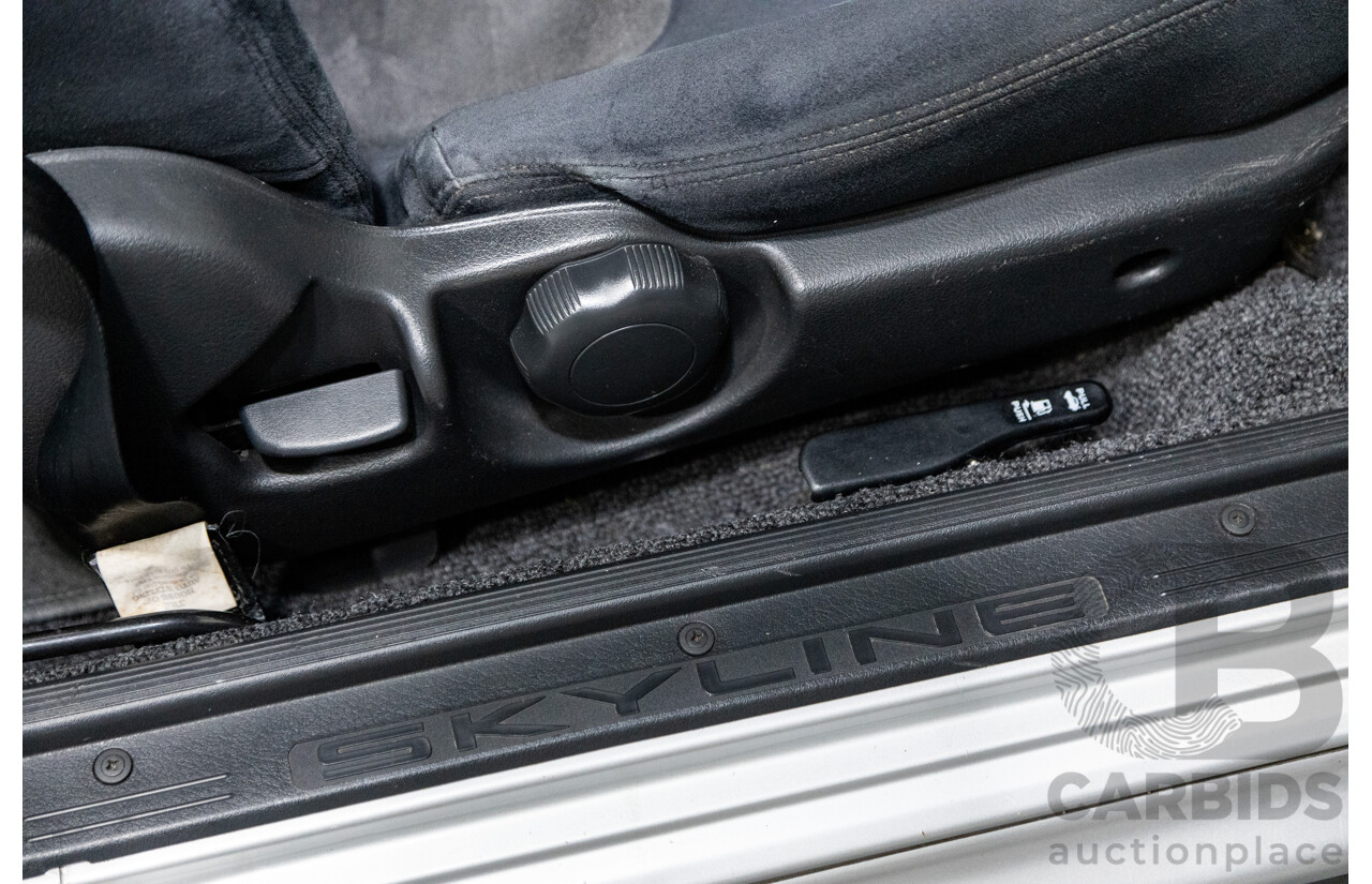 3/1993 Nissan Skyline R32 GT-R BNR32 Series 3 2d Coupe KL0 Spark Silver Metallic Twin Turbo 2.6L - 06/2001 Import