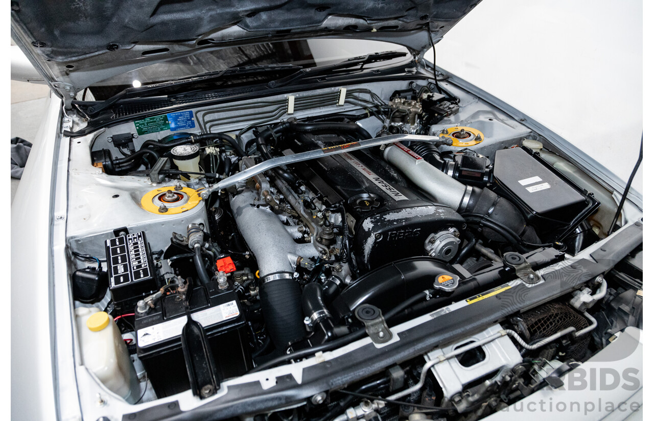 3/1993 Nissan Skyline R32 GT-R BNR32 Series 3 2d Coupe KL0 Spark Silver Metallic Twin Turbo 2.6L - 06/2001 Import