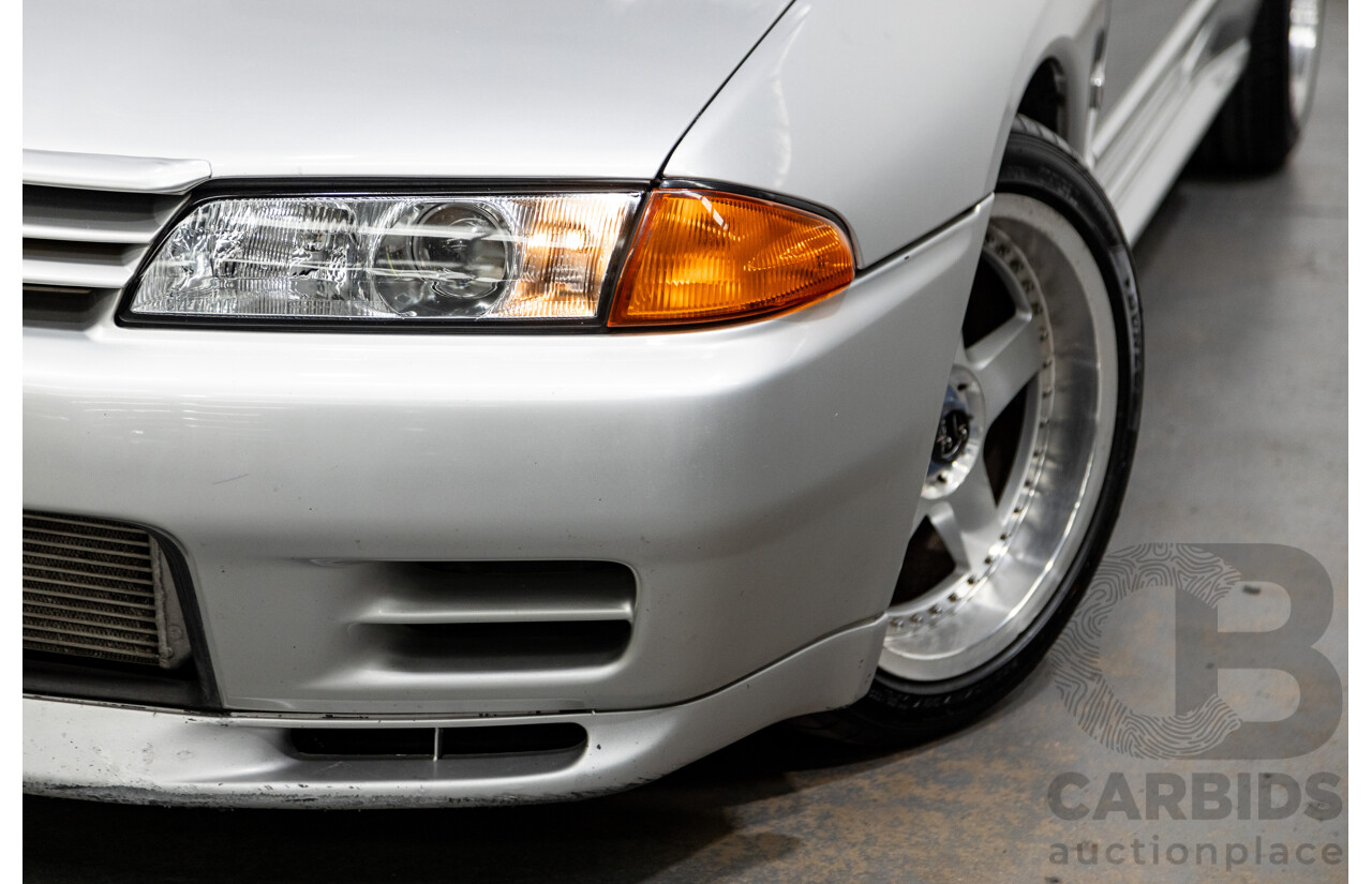 3/1993 Nissan Skyline R32 GT-R BNR32 Series 3 2d Coupe KL0 Spark Silver Metallic Twin Turbo 2.6L - 06/2001 Import