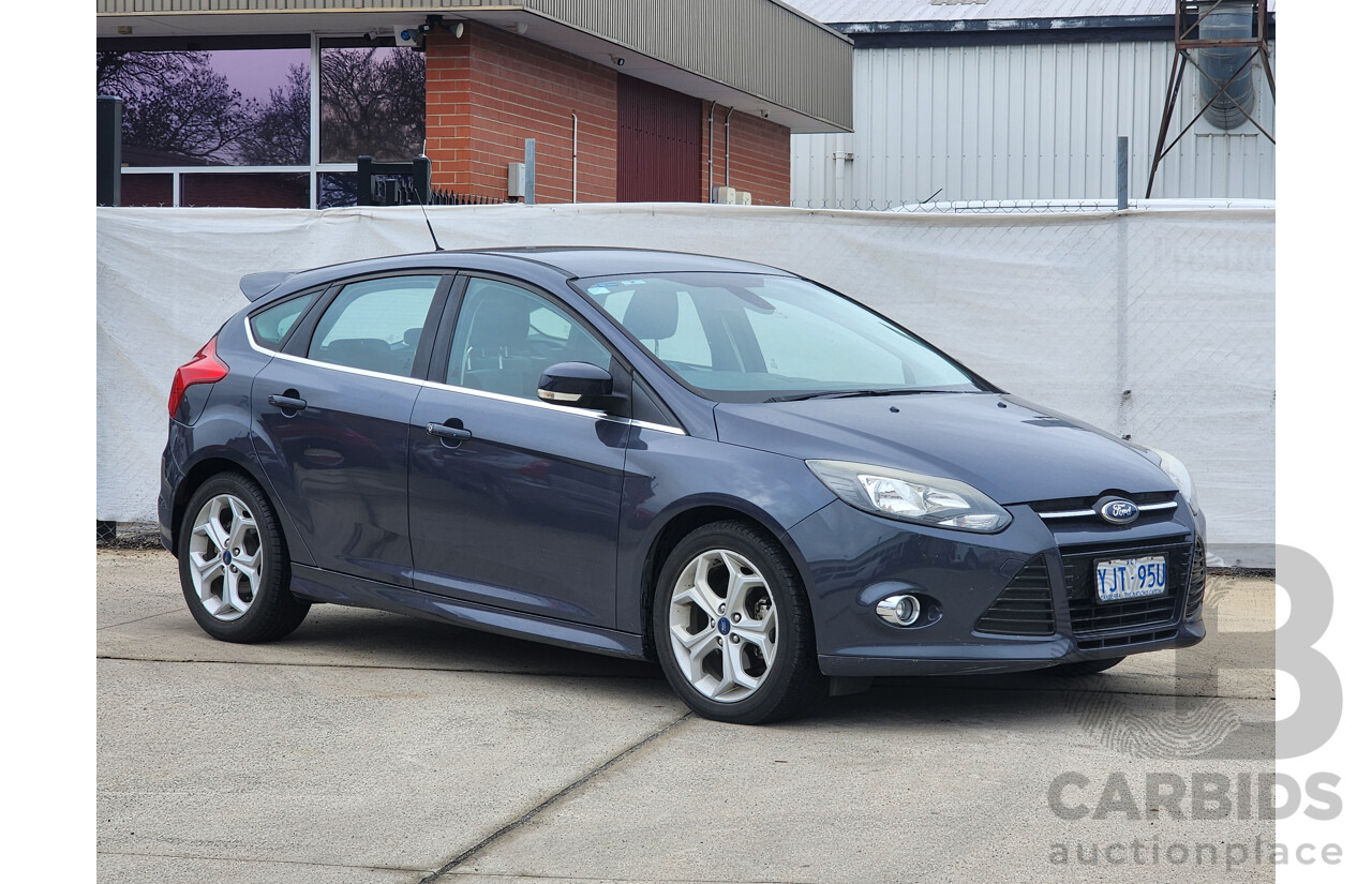 11/2013 Ford Focus SPORT FWD LW MK2 5D Hatchback Grey 2.0L
