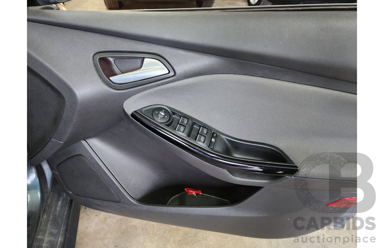 11/2013 Ford Focus SPORT FWD LW MK2 5D Hatchback Grey 2.0L