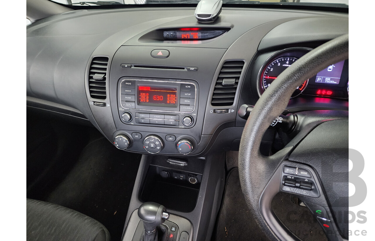 08/2015 Kia Cerato S FWD YD MY15 5D Hatchback Grey 1.8L