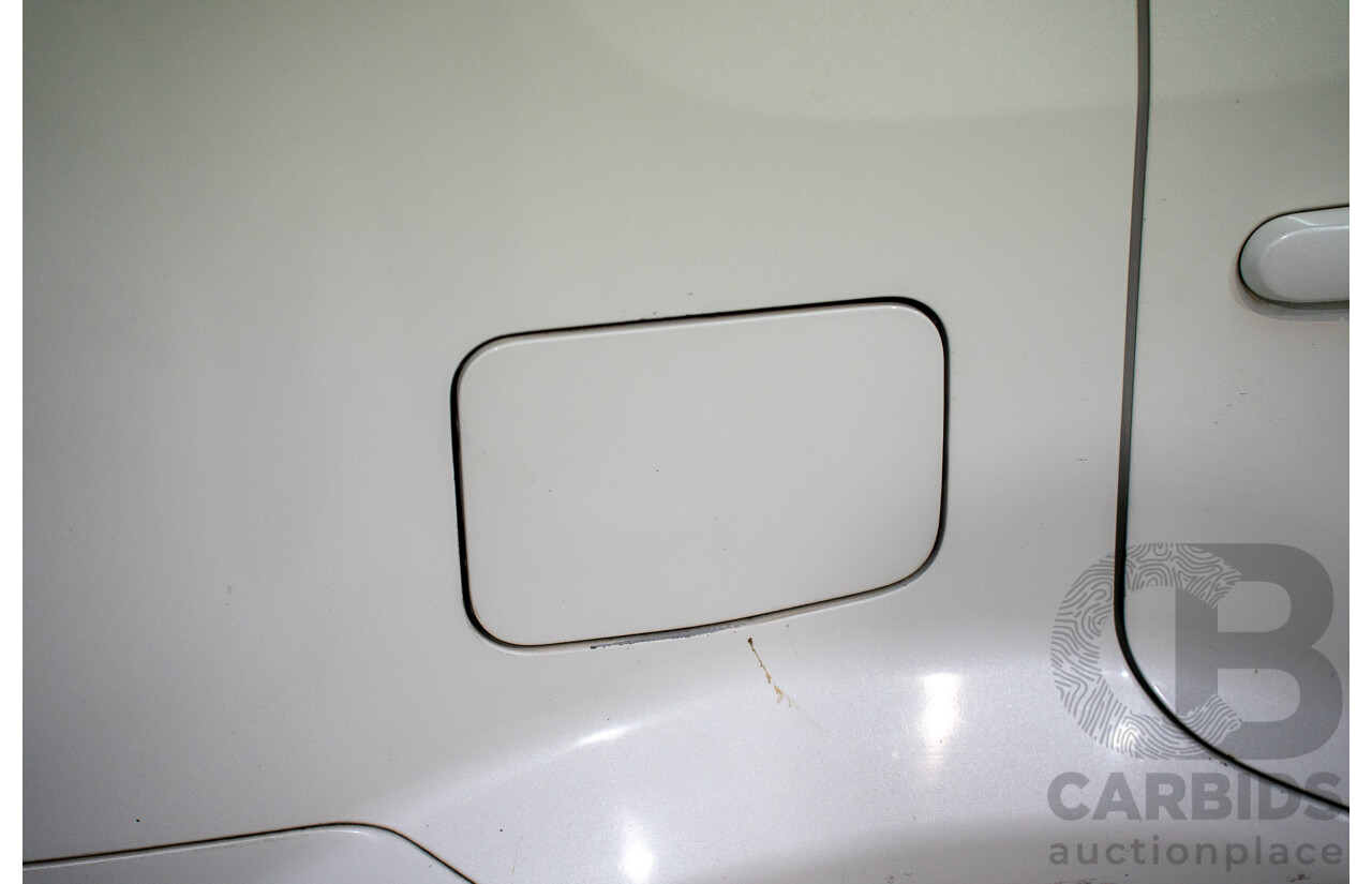 11/2004 Nissan Cube BGZ11 4d Wagon White 1.4L -  Used Import (dated 11/2004)