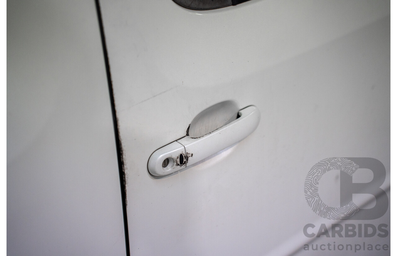 11/2004 Nissan Cube BGZ11 4d Wagon White 1.4L -  Used Import (dated 11/2004)