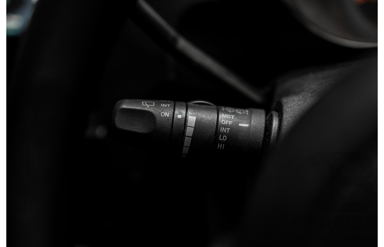 11/2004 Nissan Cube BGZ11 4d Wagon White 1.4L -  Used Import (dated 11/2004)