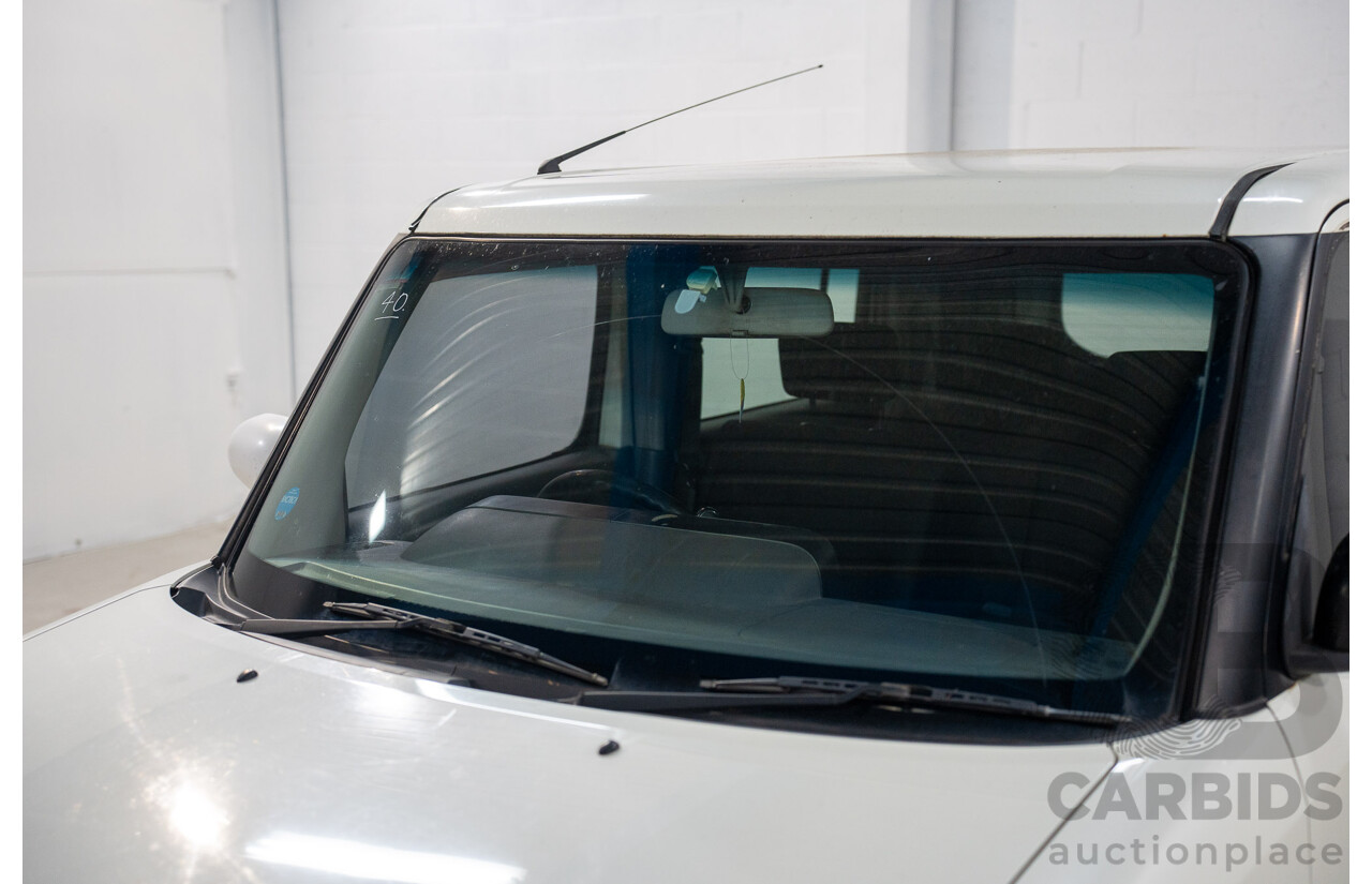 11/2004 Nissan Cube BGZ11 4d Wagon White 1.4L -  Used Import (dated 11/2004)