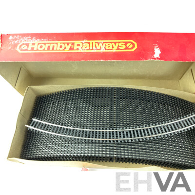 Vintage Hornby OO Gauge Curved Track and Cross Overs, Elevated Track Sidewalls, Platform Fencing and Girder Bridge, All in Original Packaging