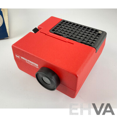 Vintage GAF View Master Projector Kit in Original Box