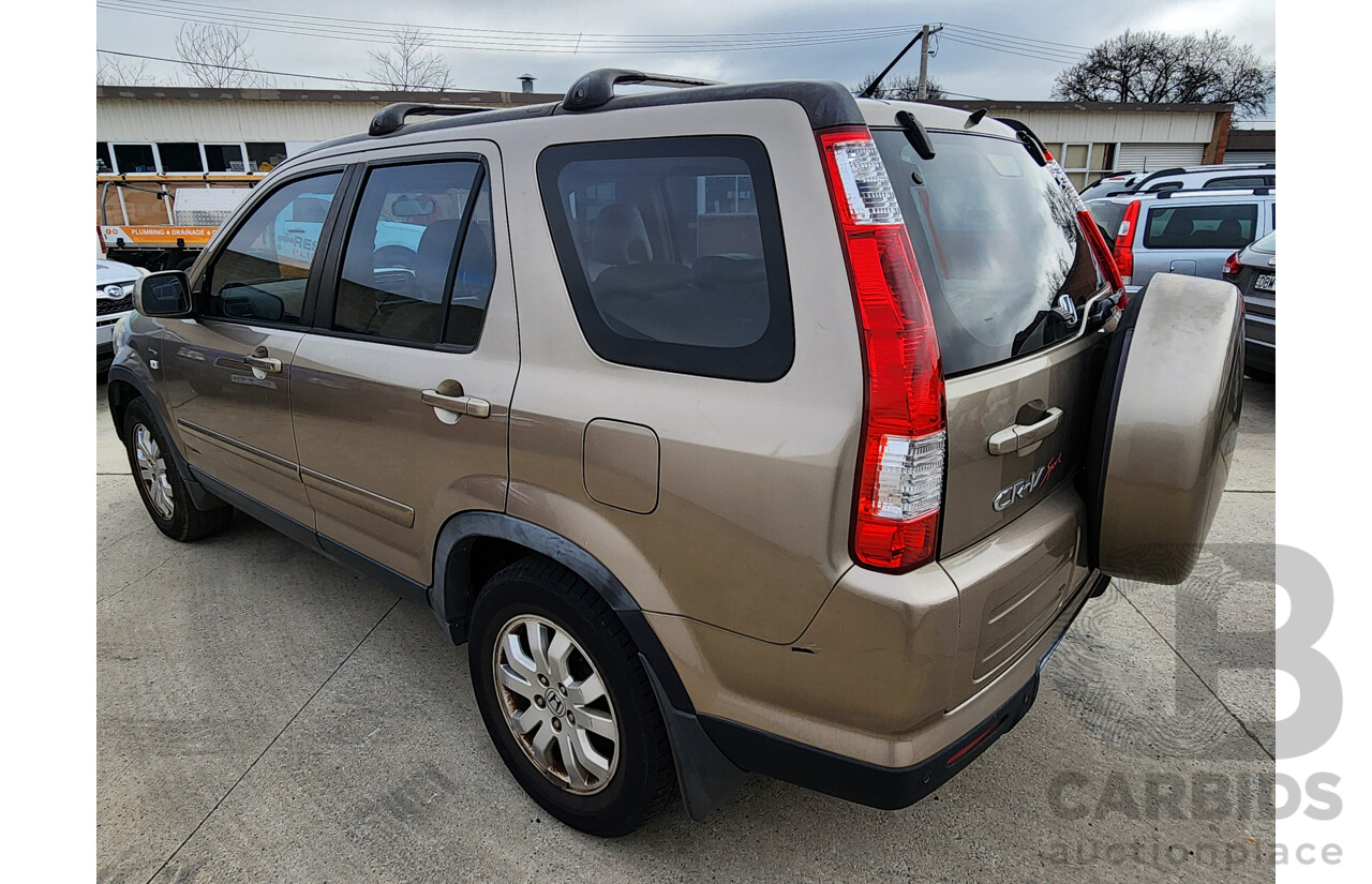 8/2006 Honda CRV (4x4) Sport 2005 UPGRADE 4d Wagon Gold 2.4L
