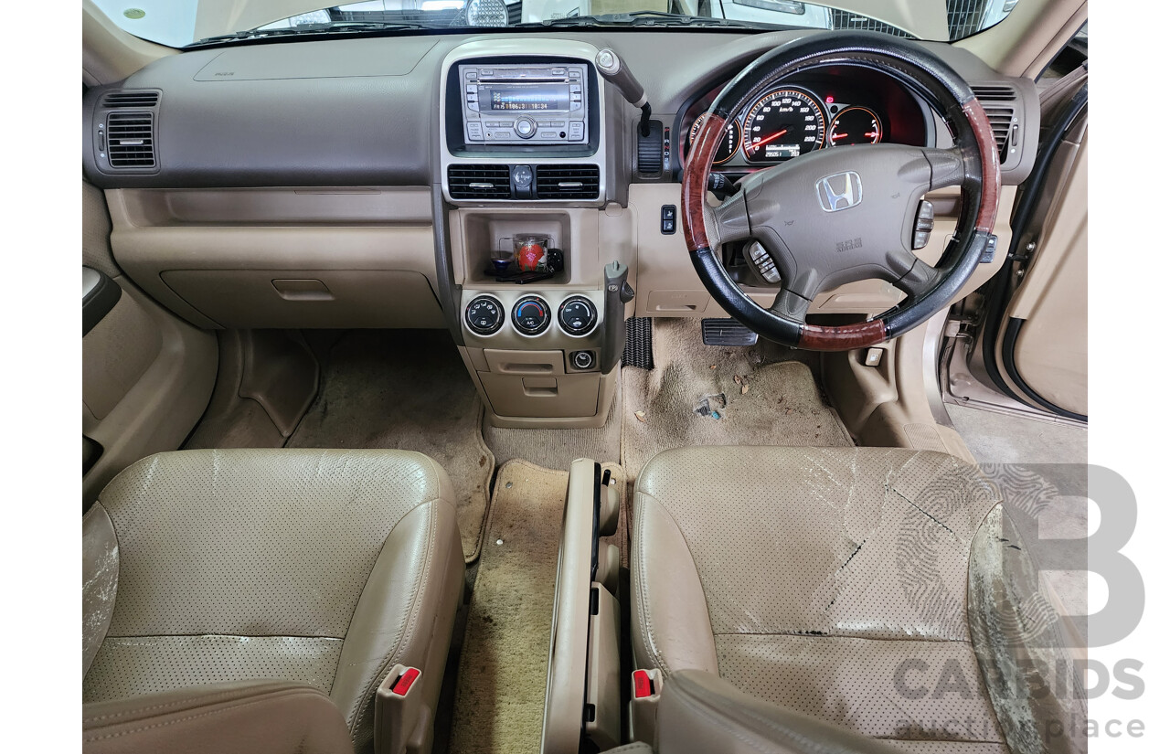 8/2006 Honda CRV (4x4) Sport 2005 UPGRADE 4d Wagon Gold 2.4L