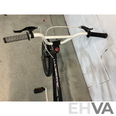 FREE AGENT Maverick BMX Bike Black (49cm Frame)