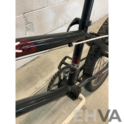 FREE AGENT Maverick BMX Bike Black (49cm Frame)