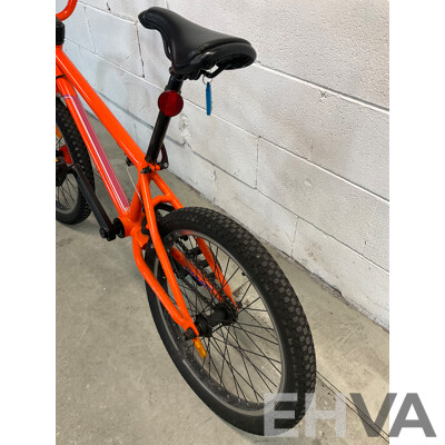 GIANT Method 03 BMX Bike (47cm Frame)