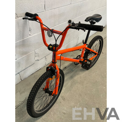 GIANT Method 03 BMX Bike (47cm Frame)