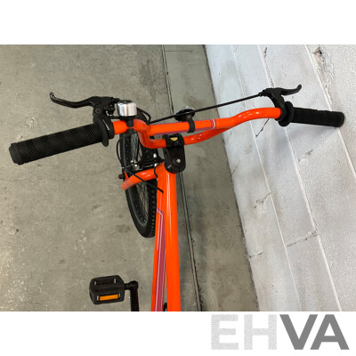 GIANT Method 03 BMX Bike (47cm Frame)