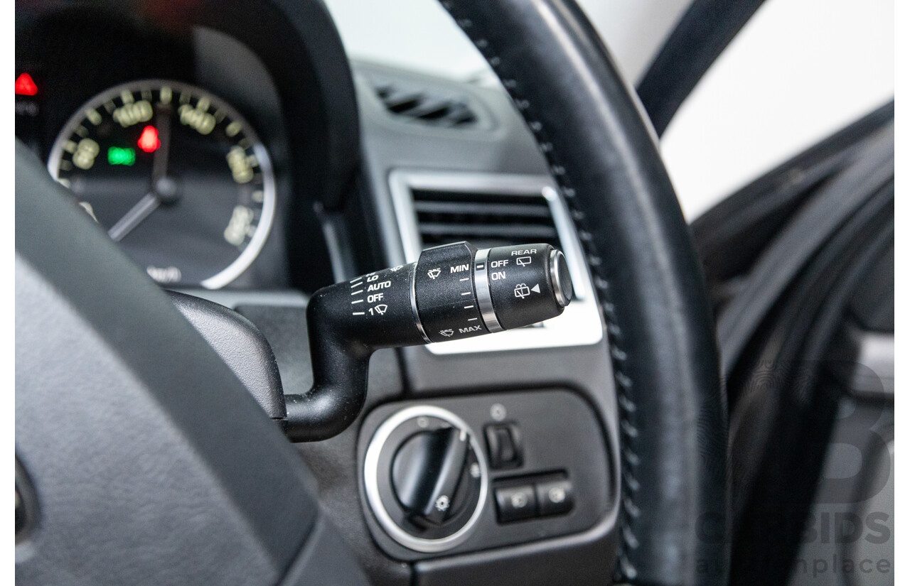 10/2012 Land Rover Range Rover Sport 3.0 SDV6 HSE Luxury (4x4) MY12 4d Wagon Causeway Grey Metallic Twin Turbo Diesel 3.0L