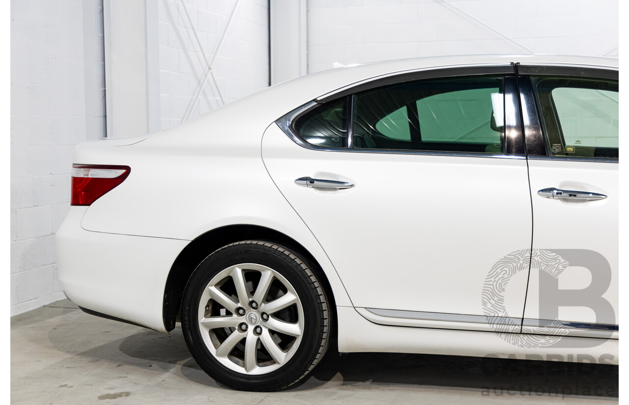 11/2006 Lexus LS460 4d USF40R Sedan White V8 4.3L (IMPORT)