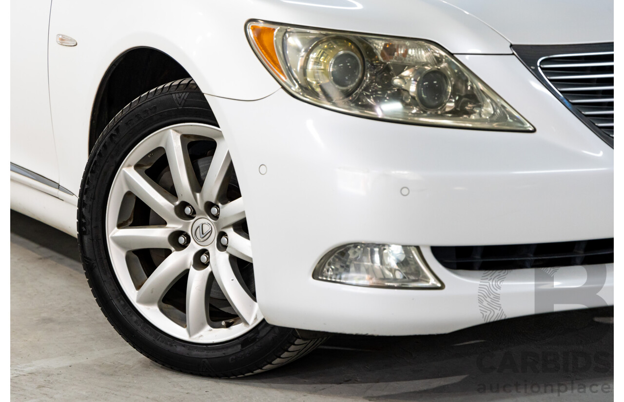 11/2006 Lexus LS460 4d USF40R Sedan White V8 4.3L (IMPORT)