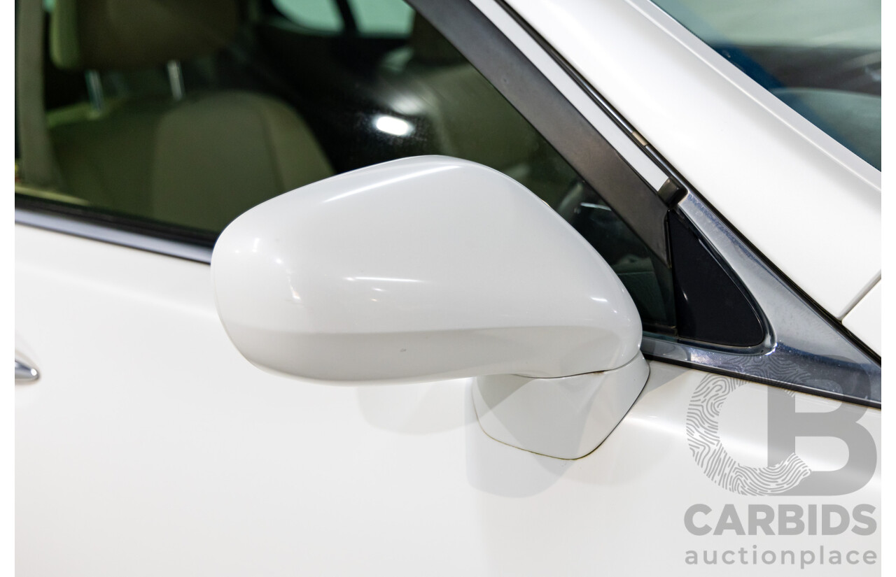 11/2006 Lexus LS460 4d USF40R Sedan White V8 4.3L (IMPORT)