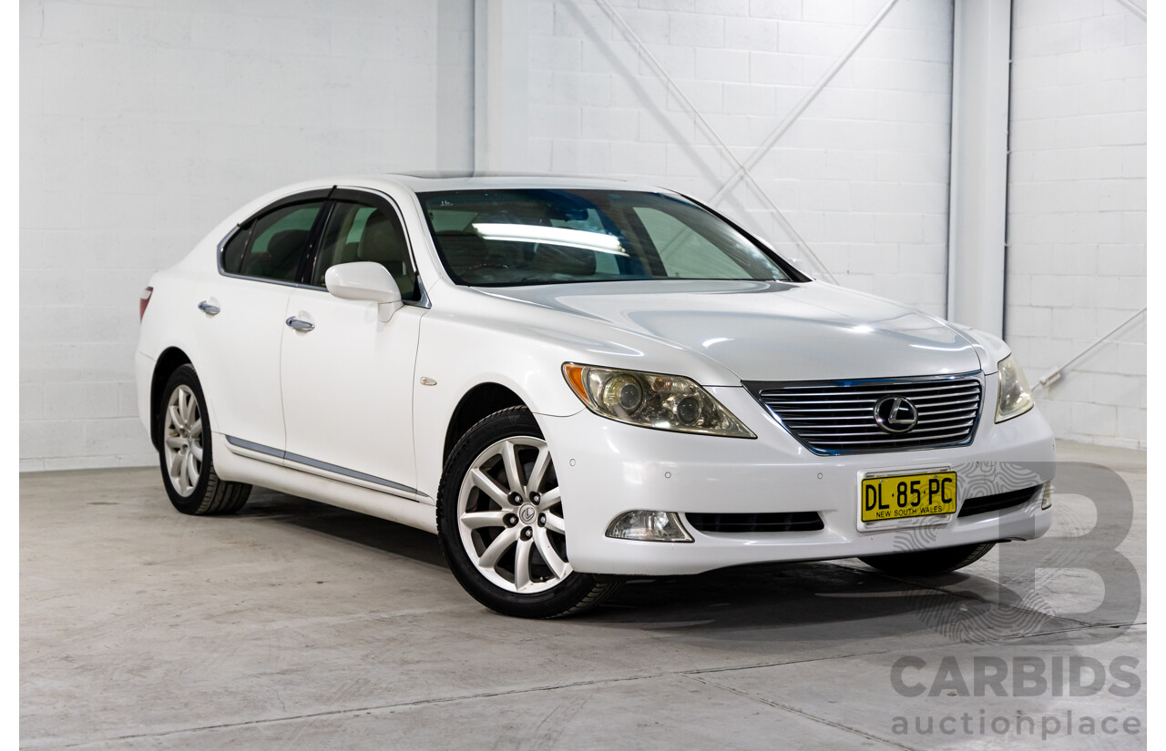 11/2006 Lexus LS460 4d USF40R Sedan White V8 4.3L (IMPORT)