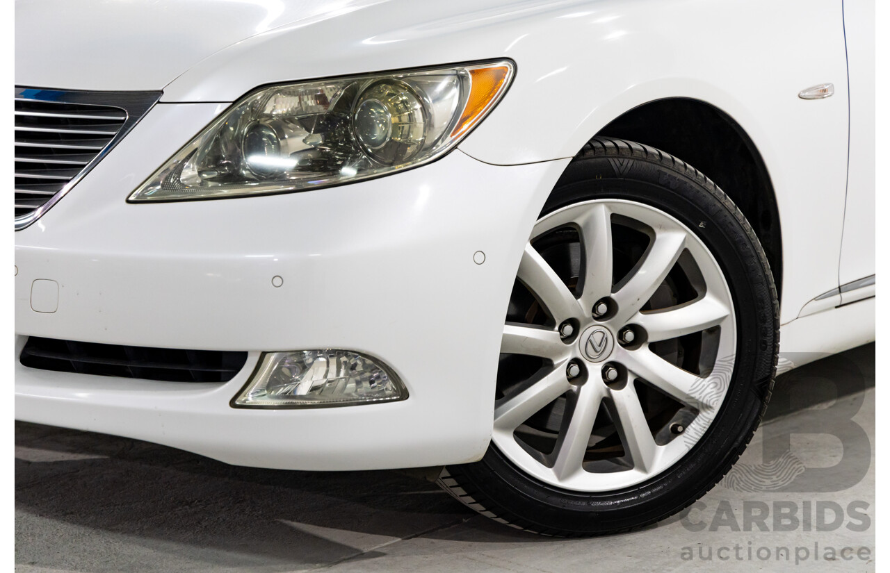 11/2006 Lexus LS460 4d USF40R Sedan White V8 4.3L (IMPORT)