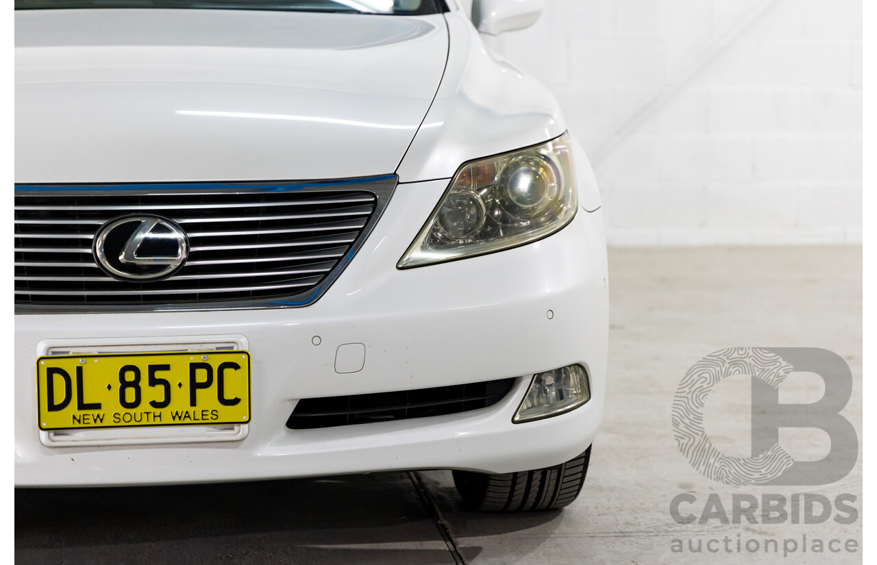 11/2006 Lexus LS460 4d USF40R Sedan White V8 4.3L (IMPORT)