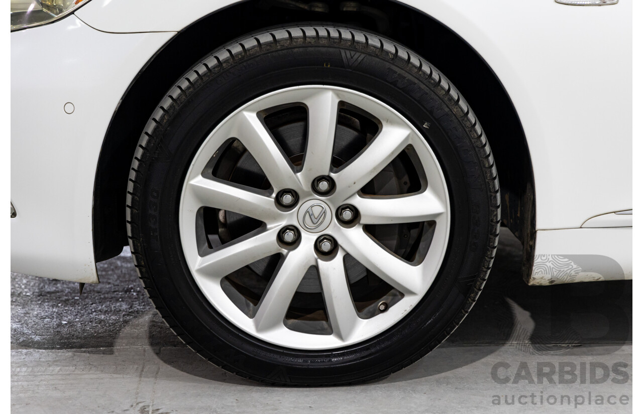 11/2006 Lexus LS460 4d USF40R Sedan White V8 4.3L (IMPORT)