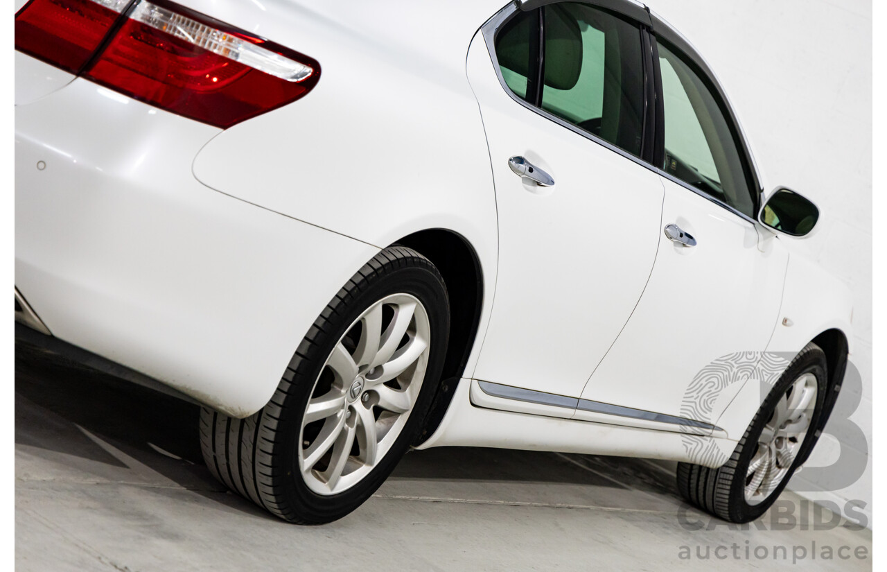 11/2006 Lexus LS460 4d USF40R Sedan White V8 4.3L (IMPORT)