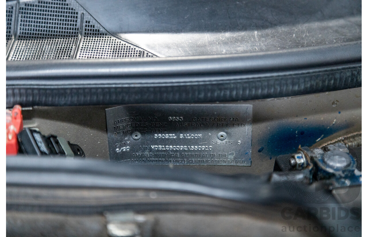 6/1990 Mercedes Benz 560 SEL W126 4d Sedan Smoke Silver Metallic V8 5.6L