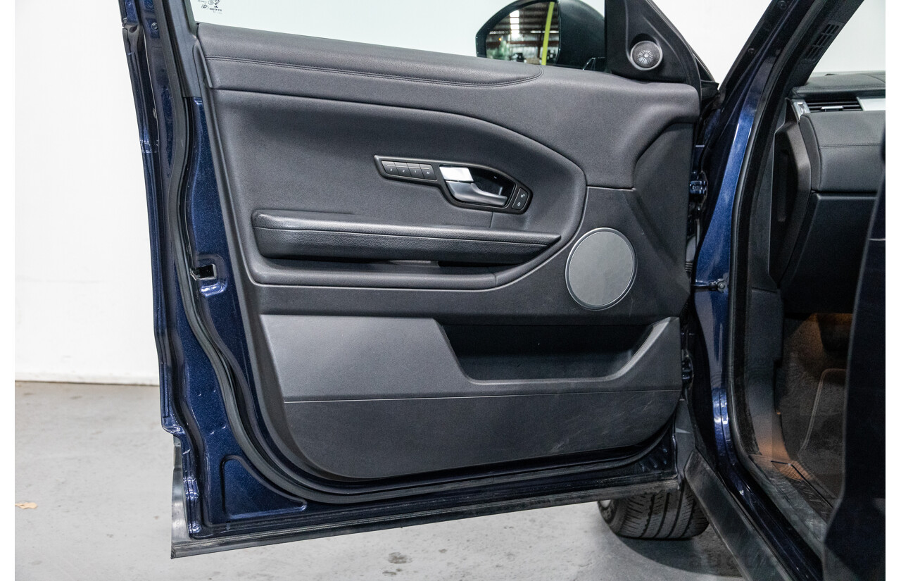 5/2017 Land Rover Range Rover Evoque TD4 150 SE (AWD) LV MY16 5d Wagon Loire Blue Metallic Turbo Diesel 2.0L