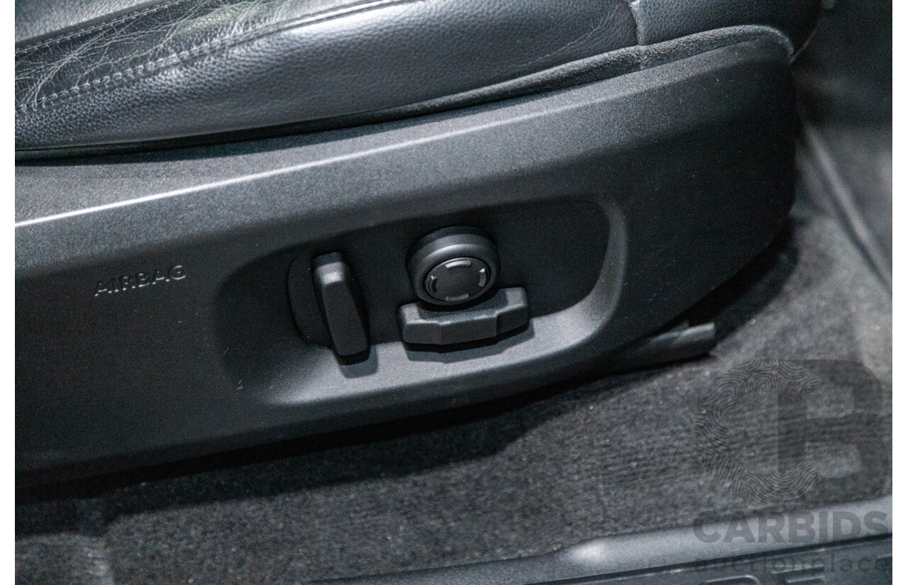 5/2017 Land Rover Range Rover Evoque TD4 150 SE (AWD) LV MY16 5d Wagon Loire Blue Metallic Turbo Diesel 2.0L