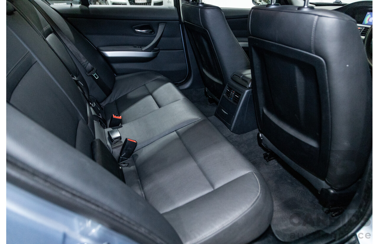 4/2009 BMW 320i Executive E90 MY09 4d Sedan Bluewater Metallic 2.0L