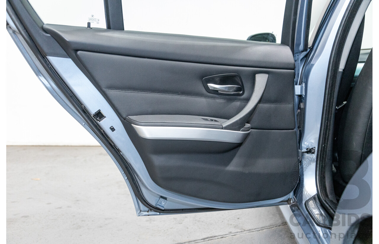 4/2009 BMW 320i Executive E90 MY09 4d Sedan Bluewater Metallic 2.0L
