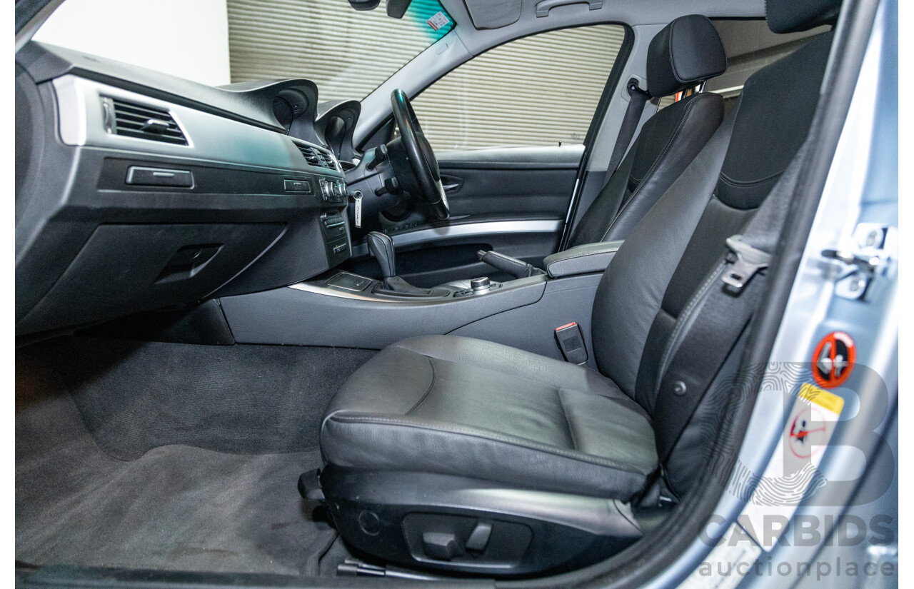 4/2009 BMW 320i Executive E90 MY09 4d Sedan Bluewater Metallic 2.0L