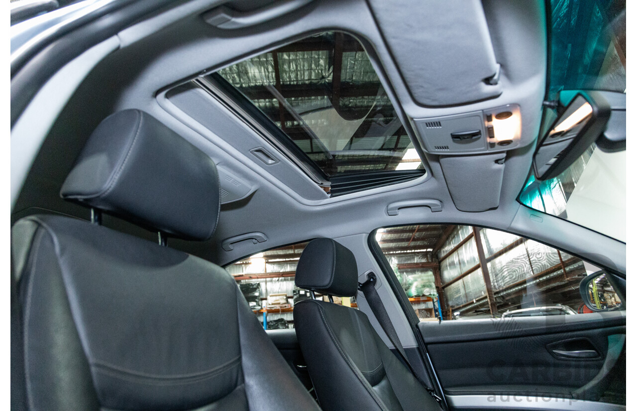 4/2009 BMW 320i Executive E90 MY09 4d Sedan Bluewater Metallic 2.0L