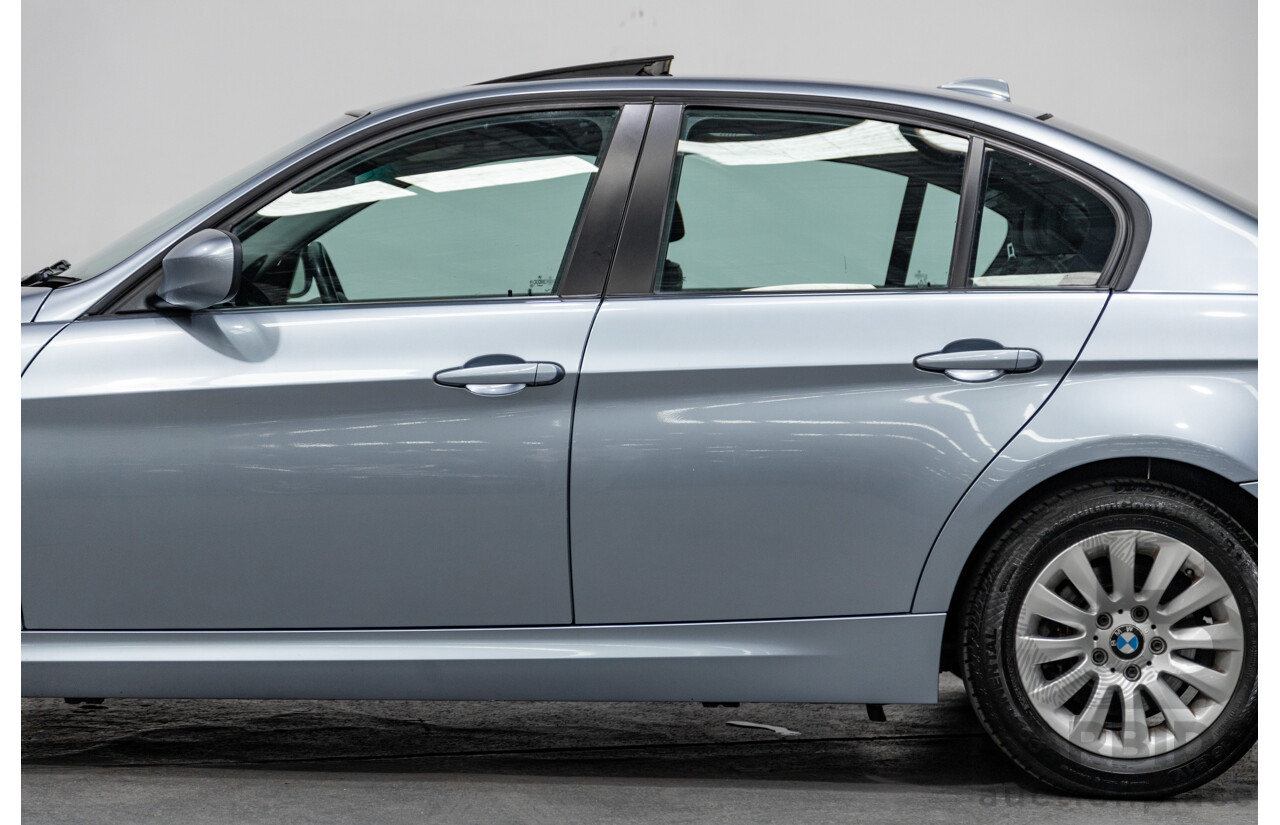 4/2009 BMW 320i Executive E90 MY09 4d Sedan Bluewater Metallic 2.0L