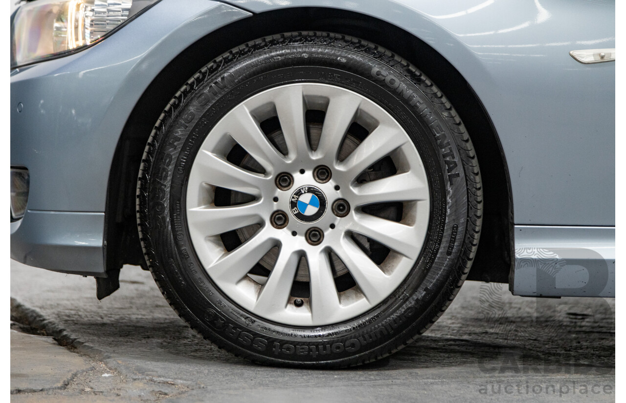 4/2009 BMW 320i Executive E90 MY09 4d Sedan Bluewater Metallic 2.0L