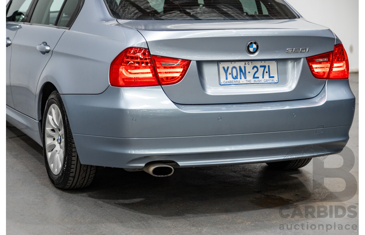4/2009 BMW 320i Executive E90 MY09 4d Sedan Bluewater Metallic 2.0L