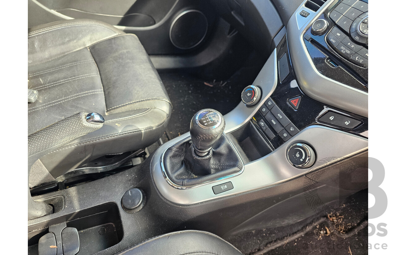 8/2012 Holden Cruze SRi V JH MY12 4d Sedan White 1.4L